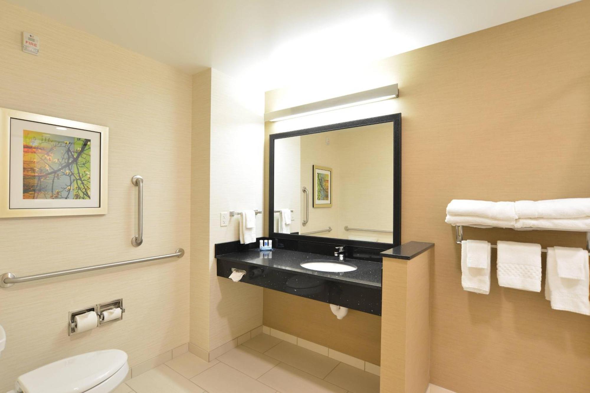 Fairfield Inn & Suites By Marriott Eau Claire/Chippewa Falls Εξωτερικό φωτογραφία
